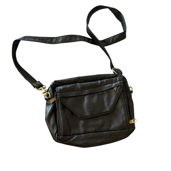 Bagg Lady Handbags - Black Leather Crossbody Bag with Gold Hardware